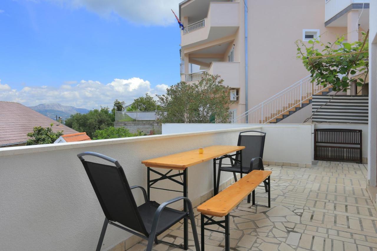 Apartments With A Parking Space Mastrinka, Ciovo - 4324 Traù Esterno foto